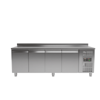 Kühltisch - 2,2 x 0,7 m - 4 Türen mit Aufkantung - IDEAL